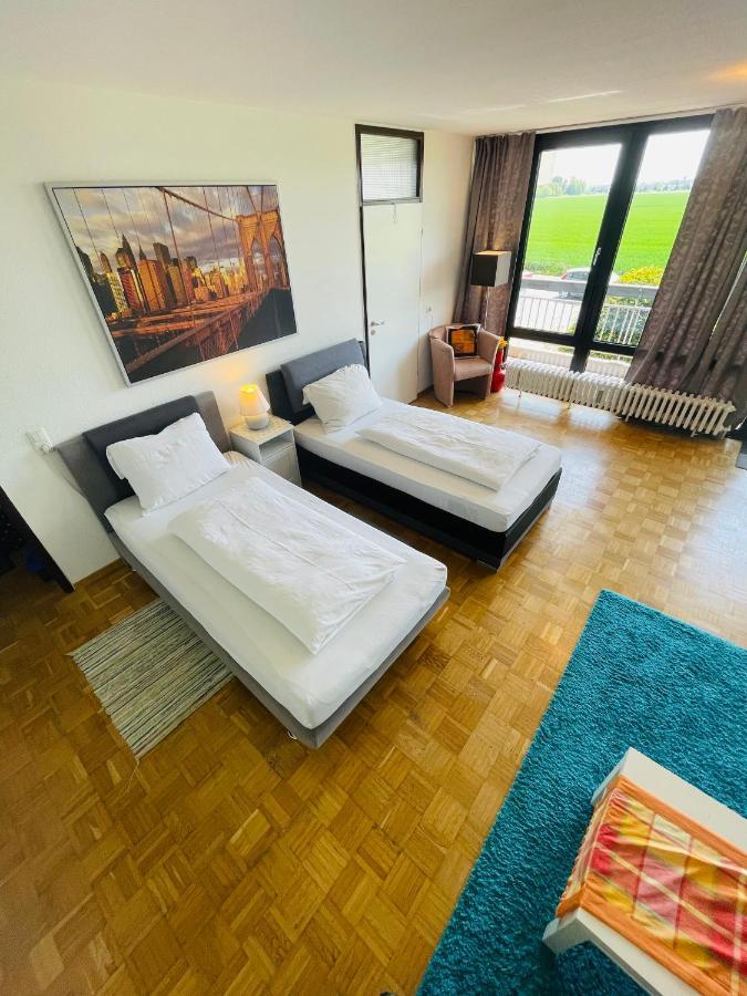 Messe Apartment Koeln West Екстер'єр фото